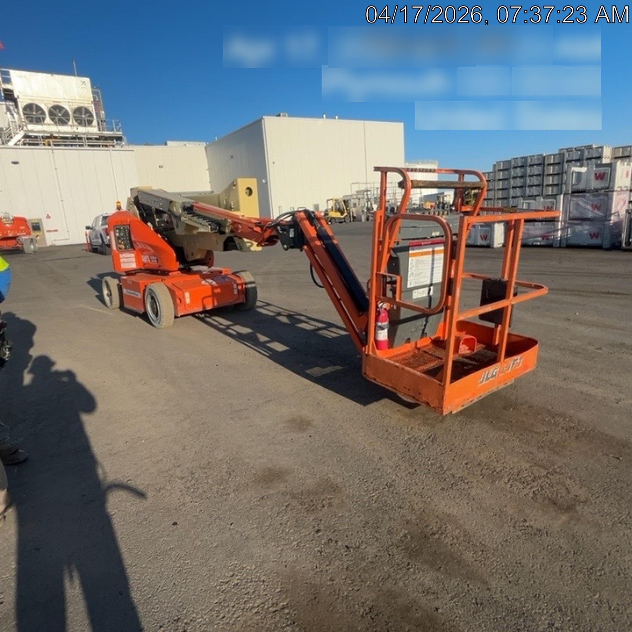 2019 JLG E400AJPN