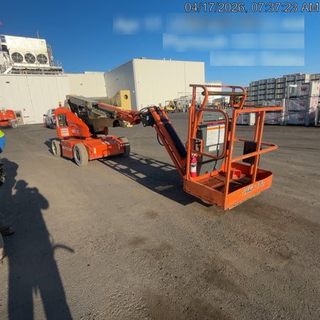 2019 JLG E400AJPN