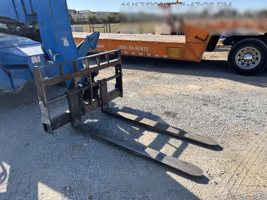 2019 Genie GTH-1056 Cab/Heat/AC, FF Tires, LED Work Lights, Beacon 60" QA Carriage, 60" Forks