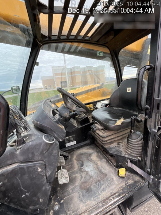 2020 JCB 512-56 Cab/Heat/Air, 109 HP, Solid Tires, STD Worklight, Beacon, Aux Hydraulics, Lifting Eye, Back up Alarm w/66" Carriage/60" Forks