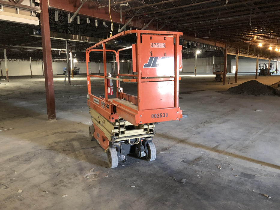 2016 JLG 1930ES Standard Options