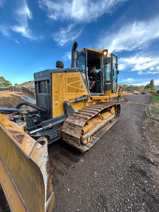 2020 JOHN DEERE 700L
