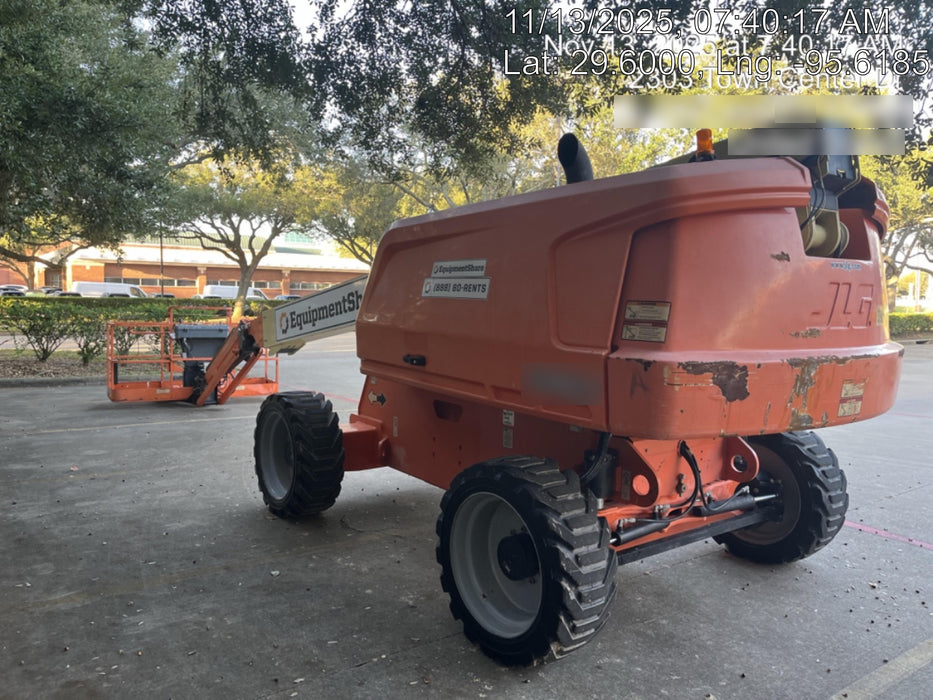 2019 JLG 660SJ