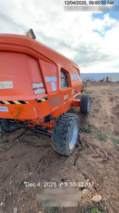 2020 JLG 600S