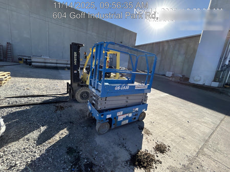 2020 Genie GS-1930 Fixed rails with chain entry gate - Pre A92.20