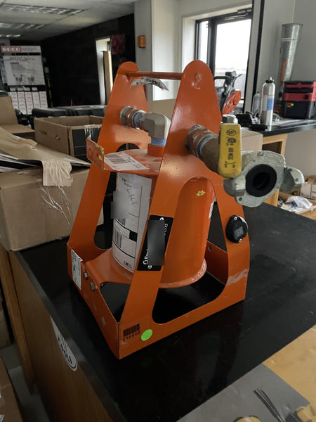 2023 MICHIGAN PNEUMATIC ES-S7F-CARRIER-ORANGE-TRACKER