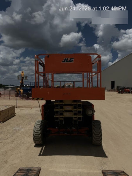 2022 JLG 4394RT