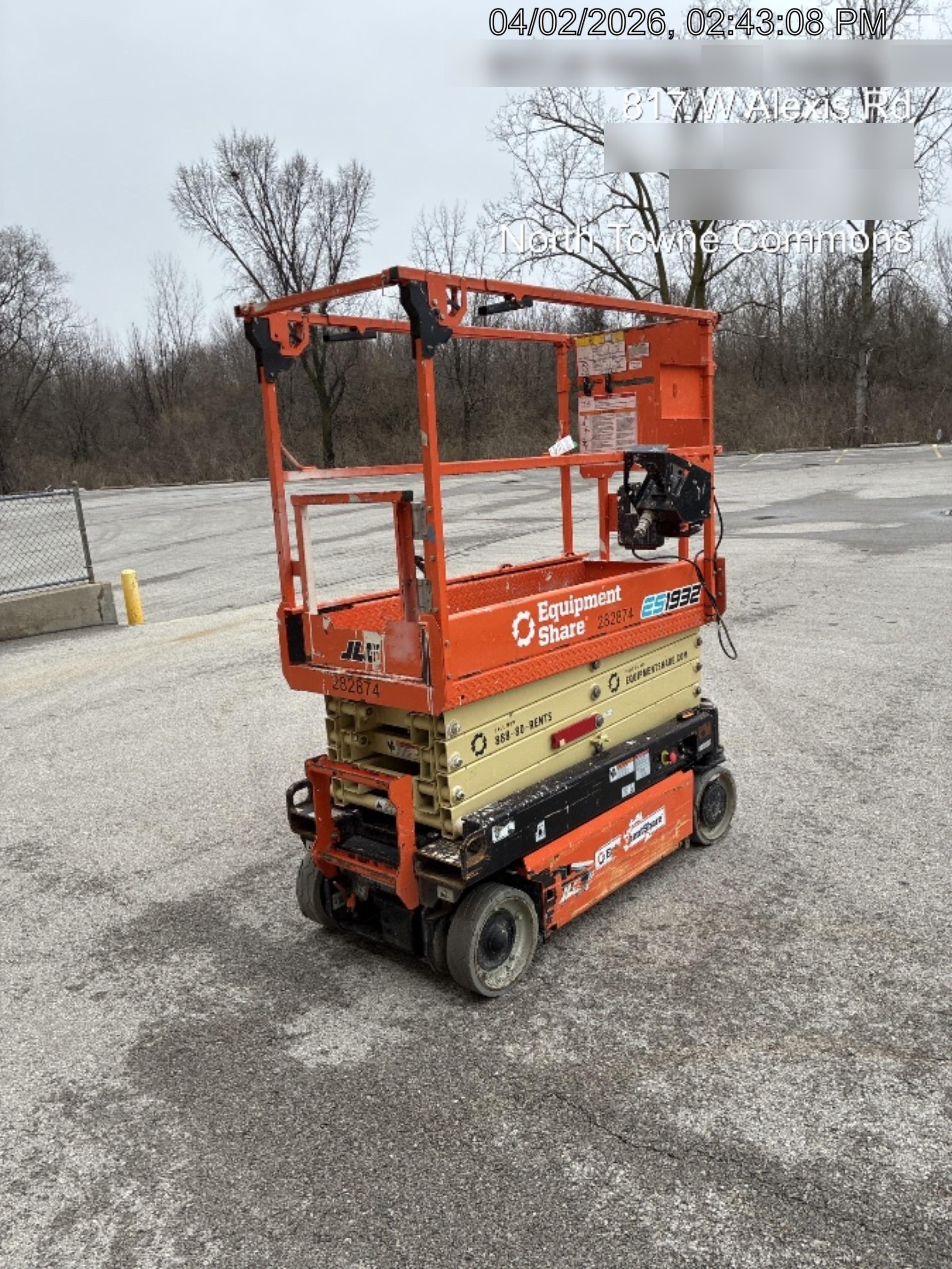 2022 JLG ES1932