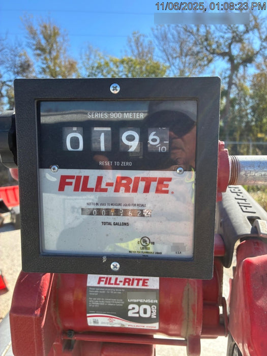 2023 CHEVROLET Express Van - Rental