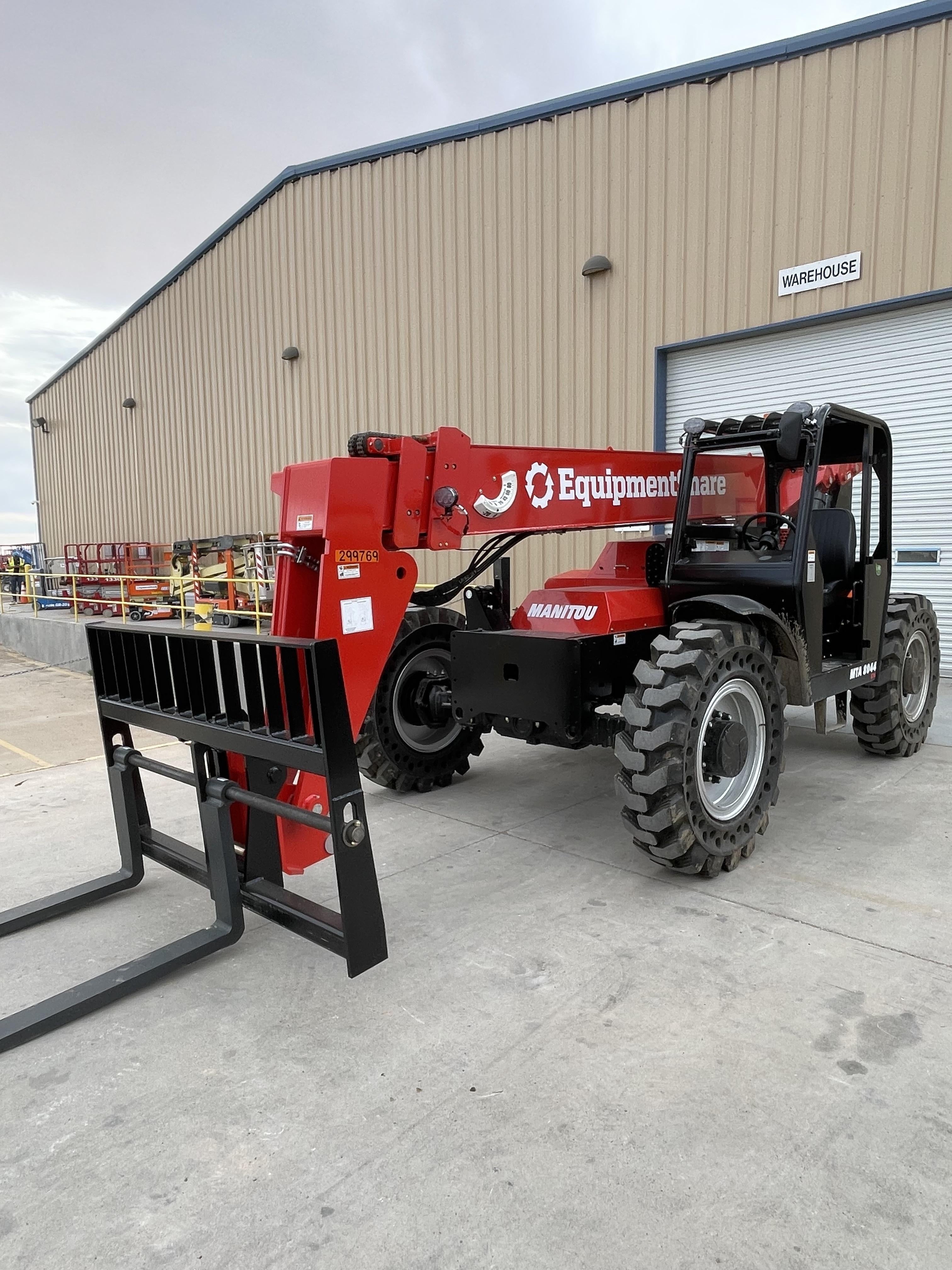 2023 MANITOU MTA8044