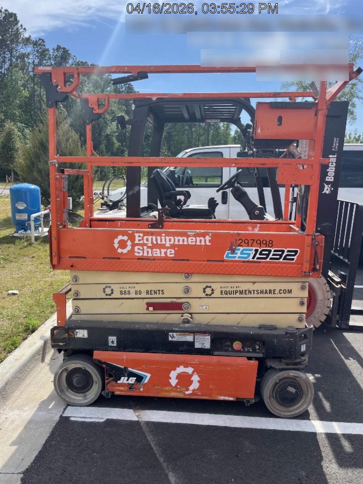 2023 JLG ES1932