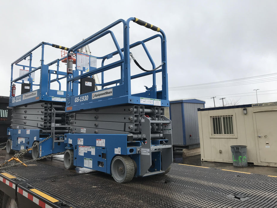 2019 Genie GS-1930 Fixed rails with chain Entry