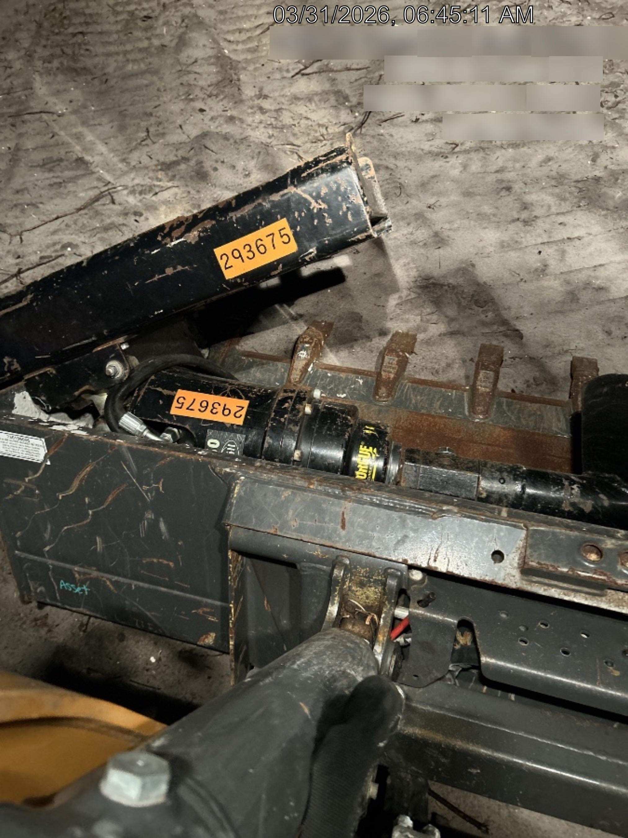 2023 AUGER TORQUE 3300-30