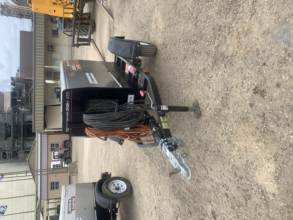 2019 Lincoln Electric Vantage 322 Welder Ready-Pak 3, Two wheel trailer, Fender and Light kit, Cable Rack