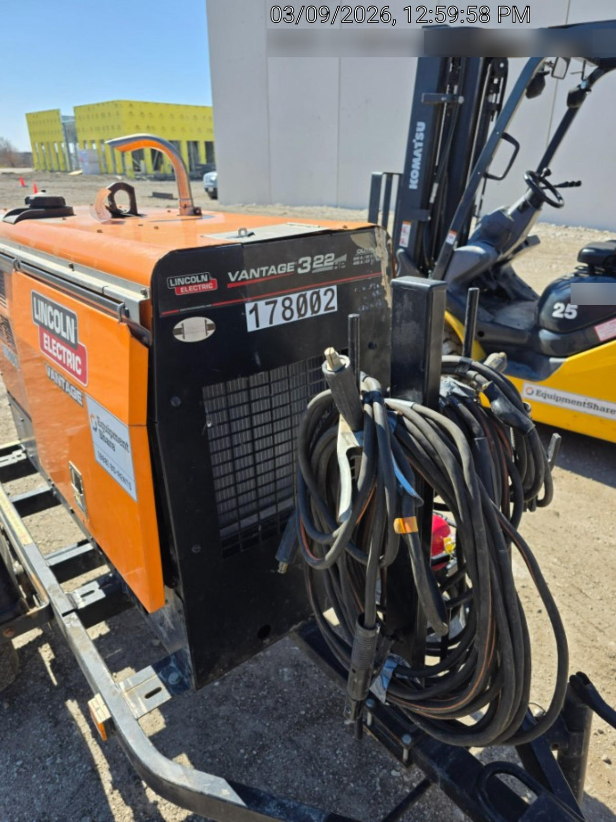 2021 Lincoln Electric Vantage 322 Vantage 322 Ready Pak 3 w/ Decals, ORANGE (includes trailer, cable rack, fender light kit) NO Telematics