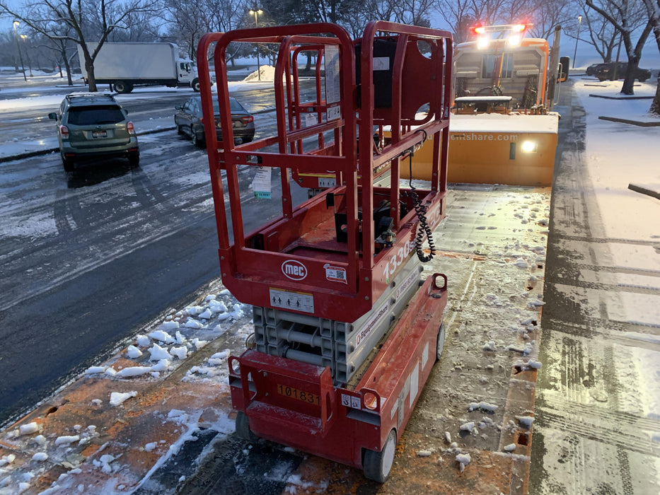 2020 MEC 1330SE Solid NM Tires, Steel Swing out Doors, LCS, Beacon, 900W Invertor