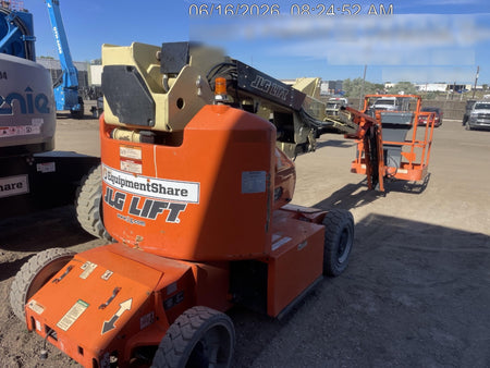 2019 JLG E400AJPN