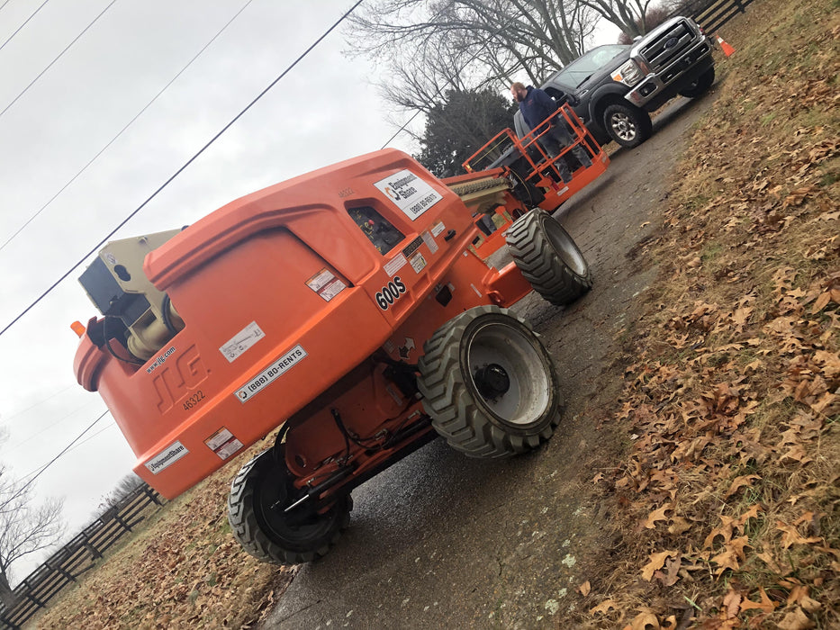 2019 JLG 600S 4WD
