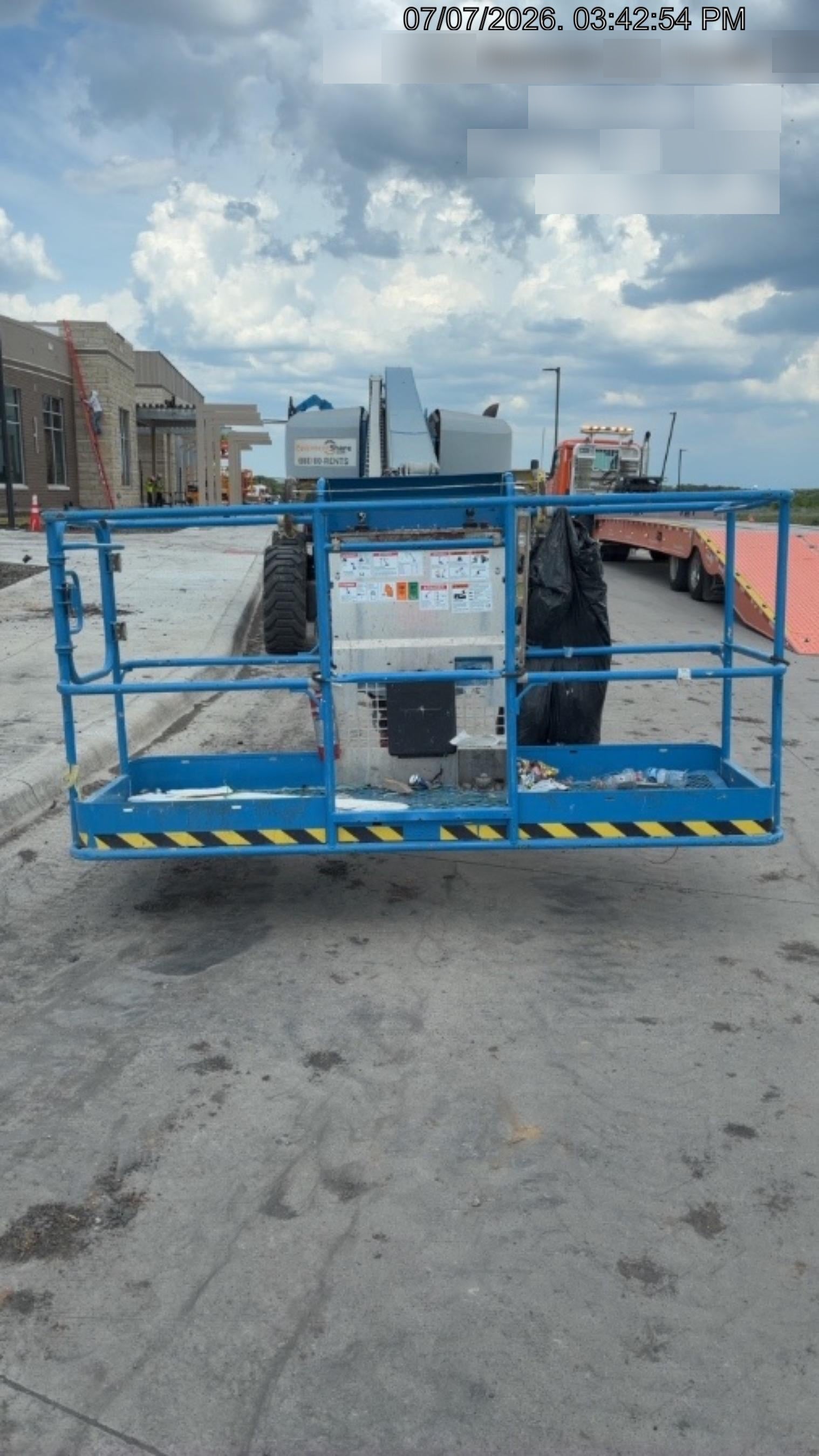 2017 GENIE S-65