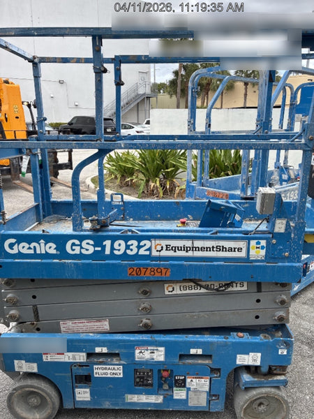 2022 GENIE GS-1932