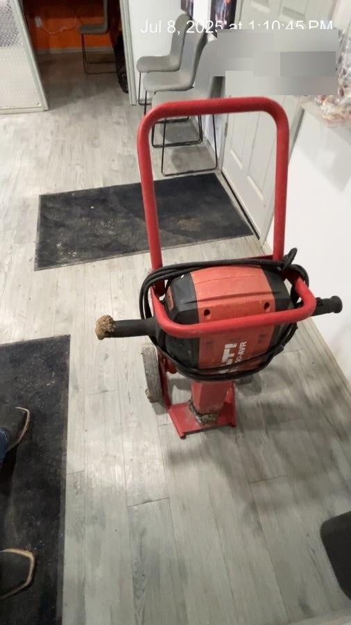 2021 HILTI TE 3000-AVR