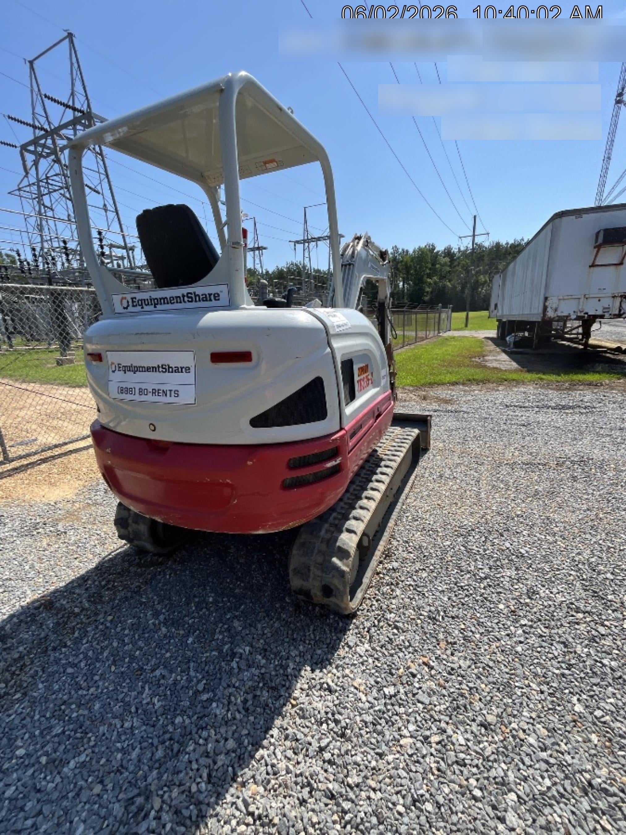2022 TAKEUCHI TB235-2R