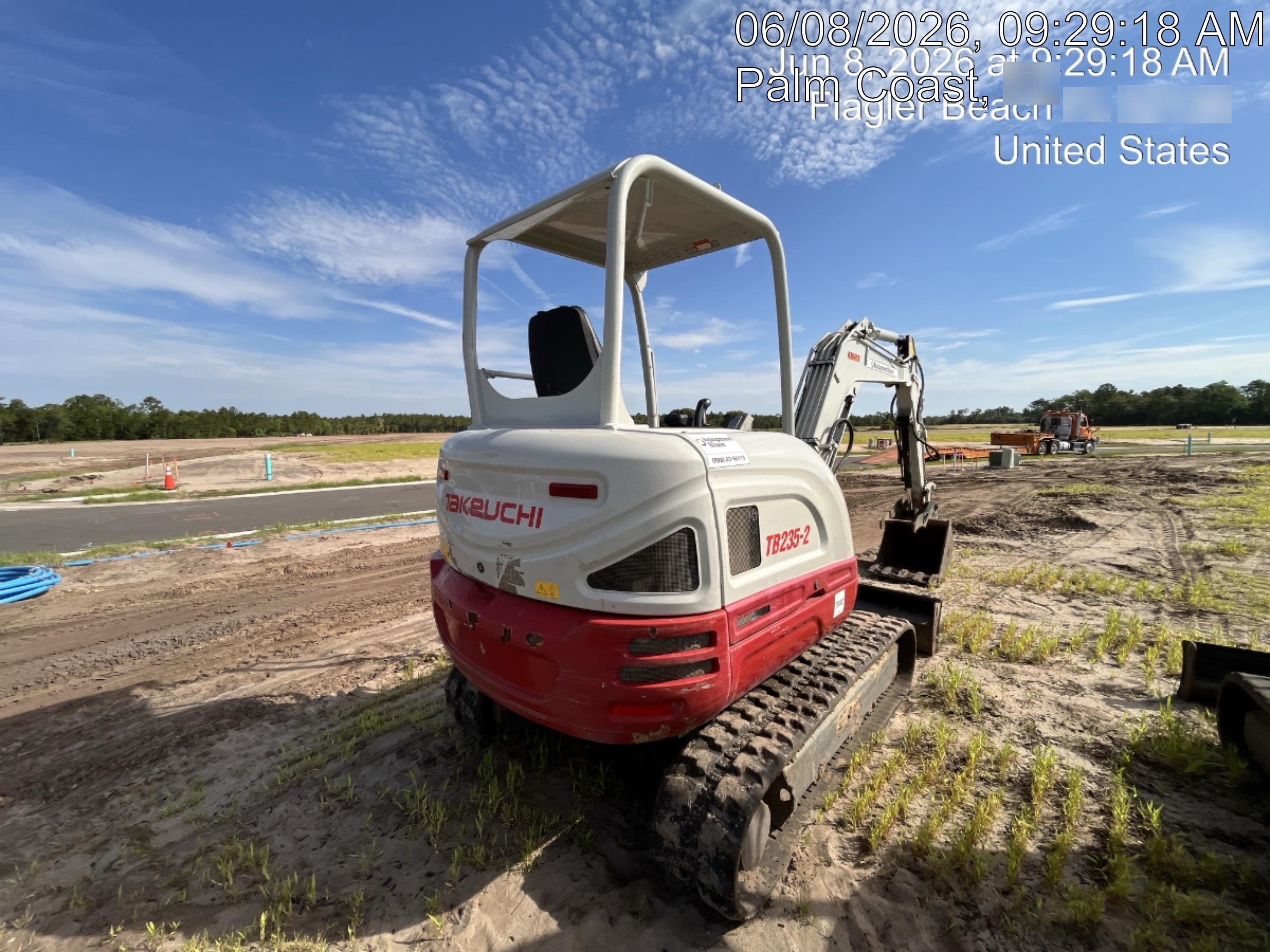2024 TAKEUCHI TB235-2R