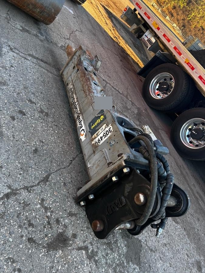 2023 EPIROC EC140T