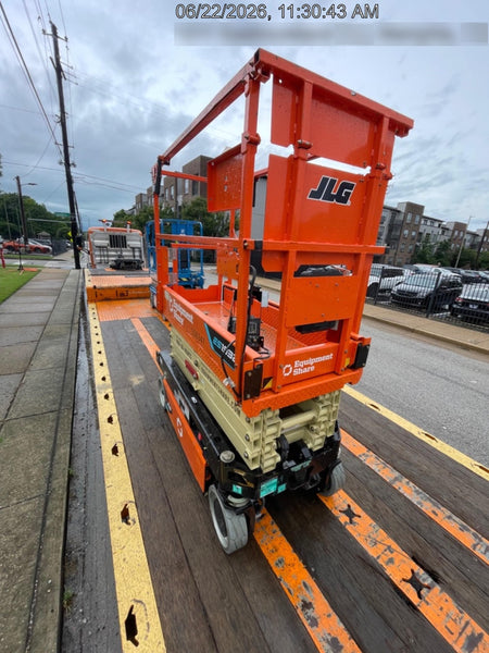 2025 JLG ES1932