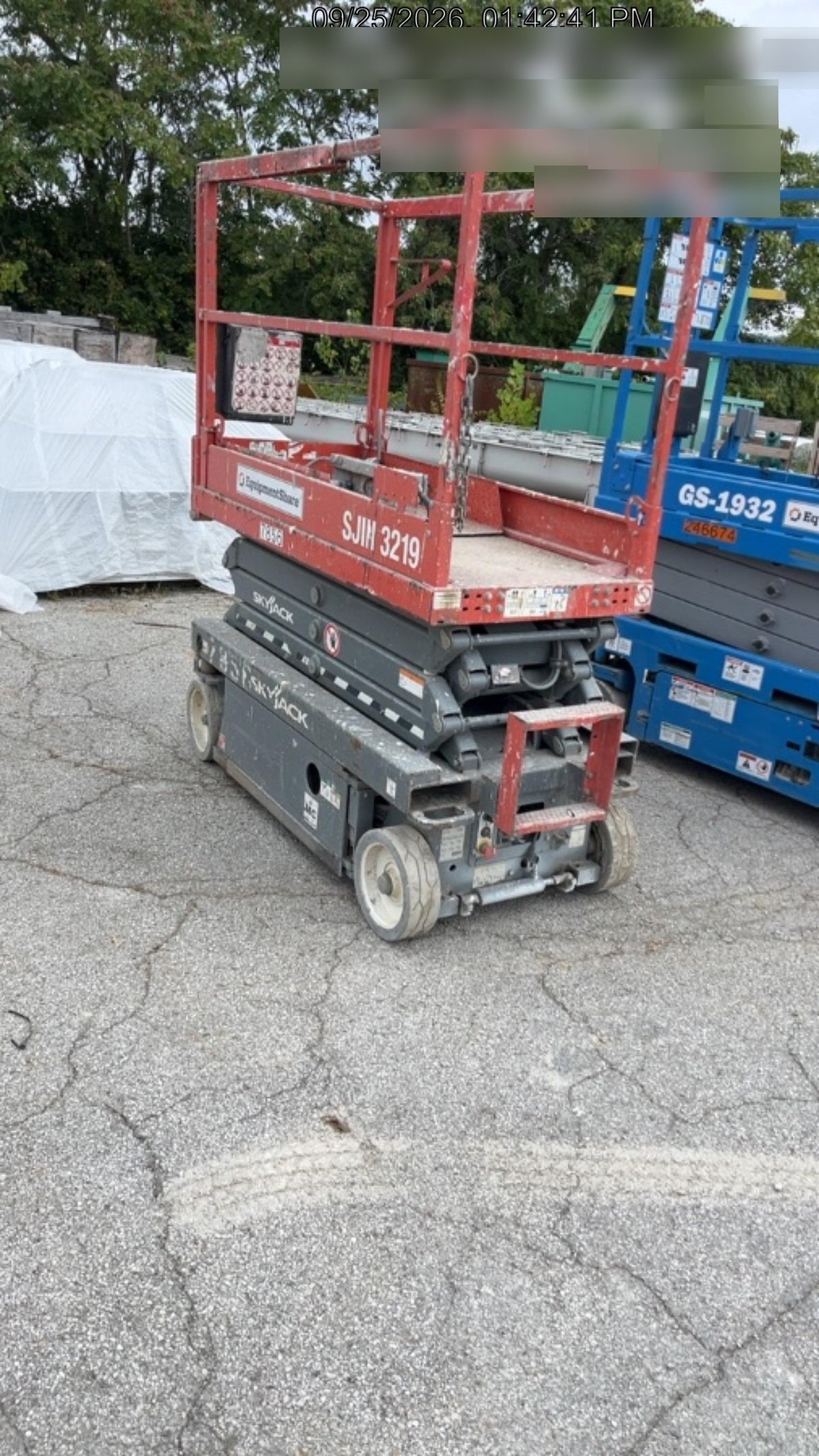 2018 Skyjack SJIII-3219 Skyjack SJIII3219 Scissor Lift w/Trojan Batteries