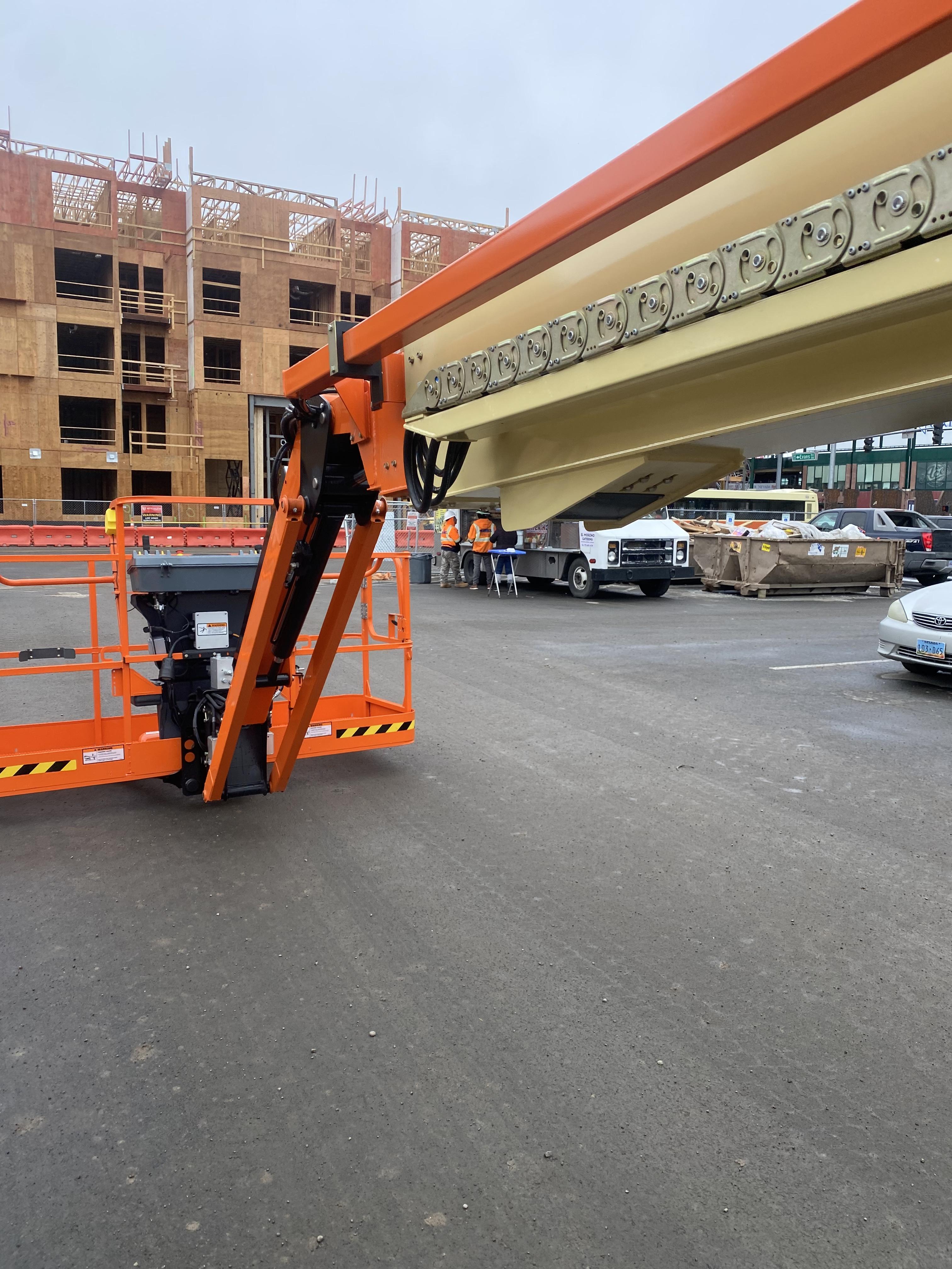 2022 JLG 860SJ