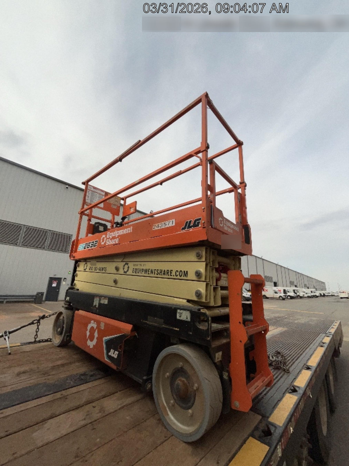 2022 JLG ES2632