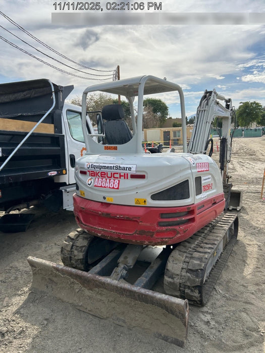 2021 TAKEUCHI TB250-2R