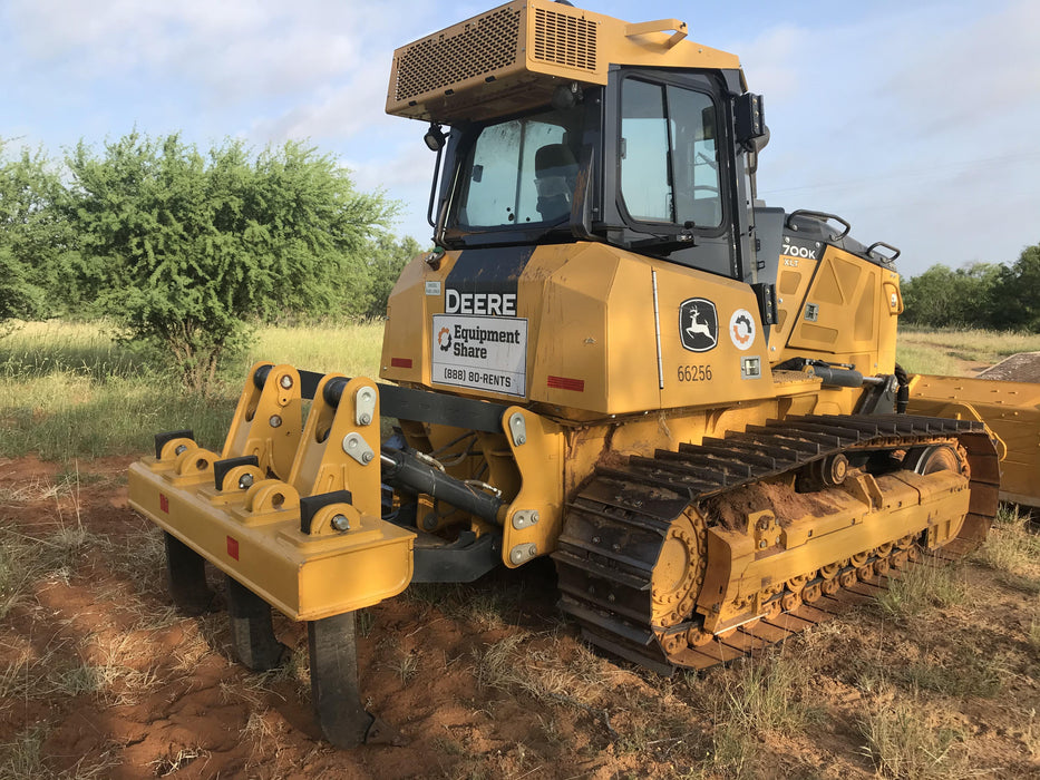 2020 JOHN DEERE 700K