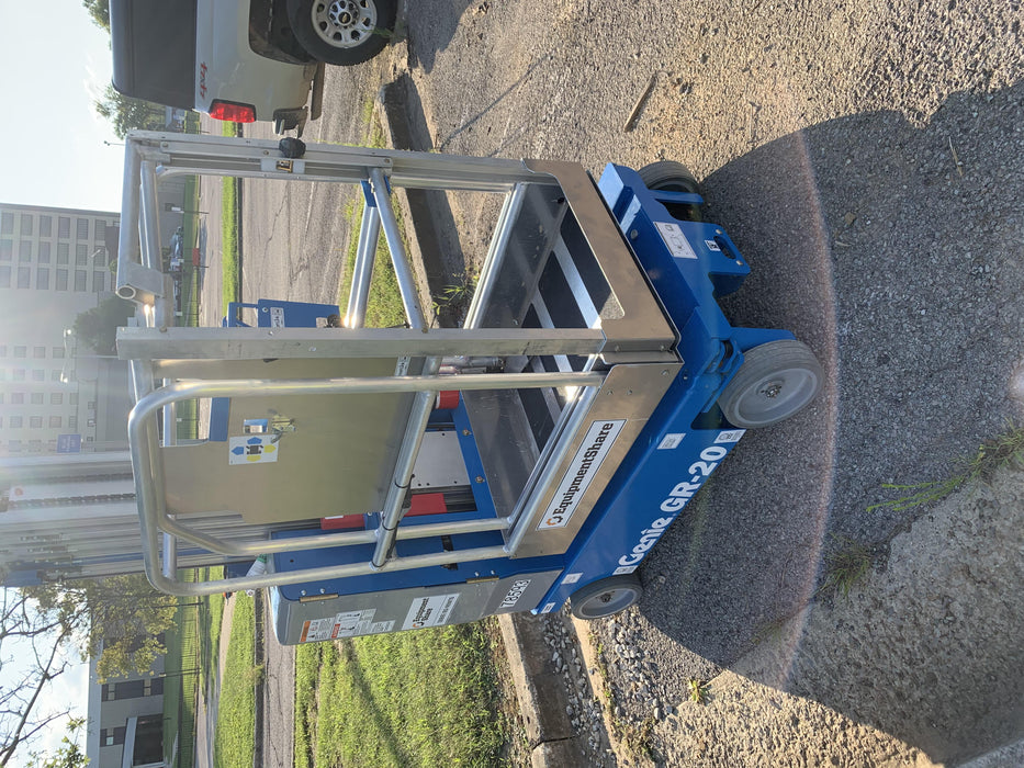 2020 GENIE GR-20