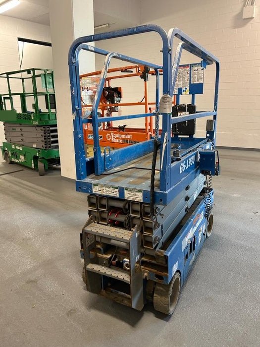 2020 Genie GS-1930 Fixed rails with chain entry gate - Pre A92.20