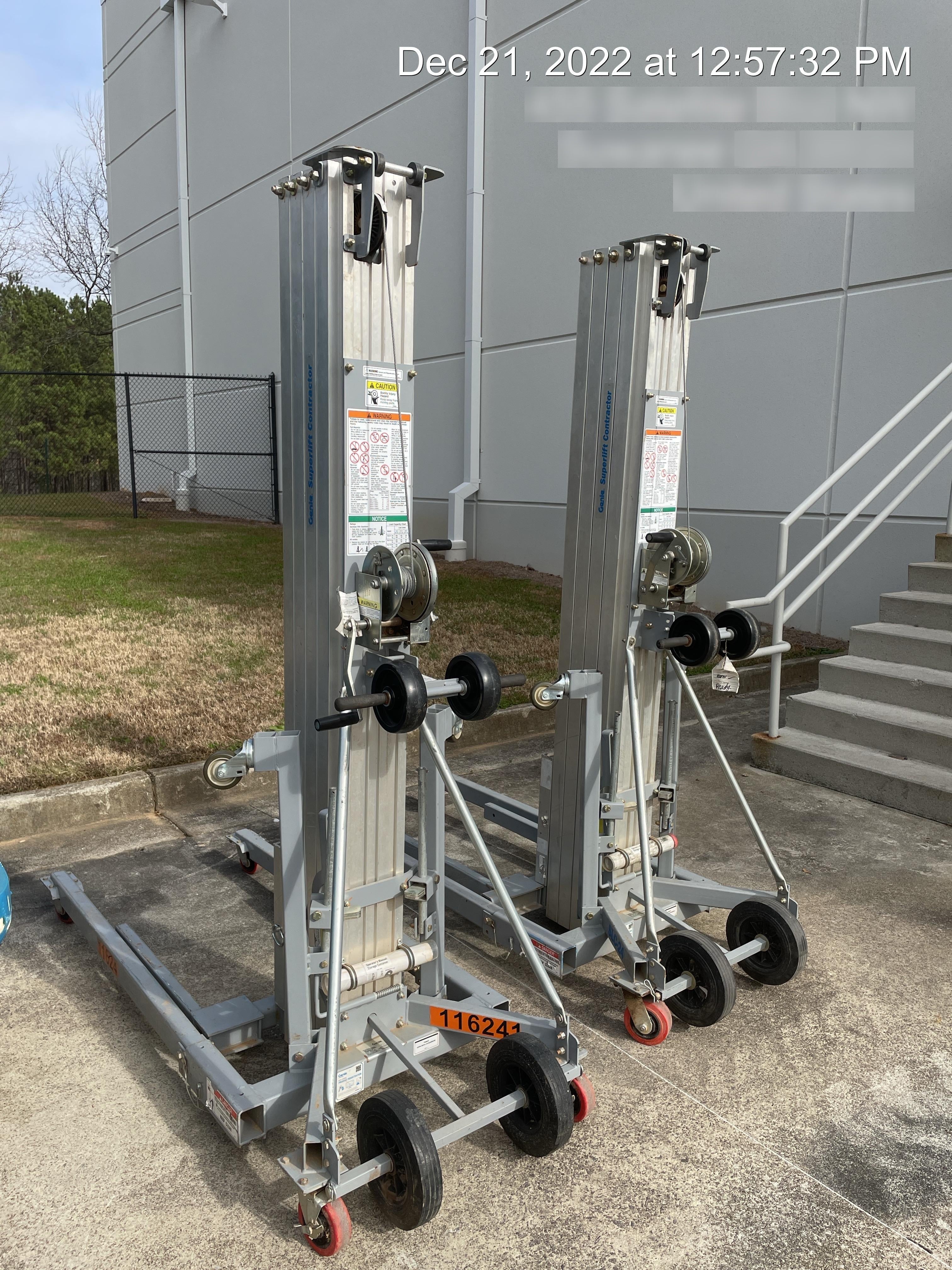 2020 GENIE SLC-24