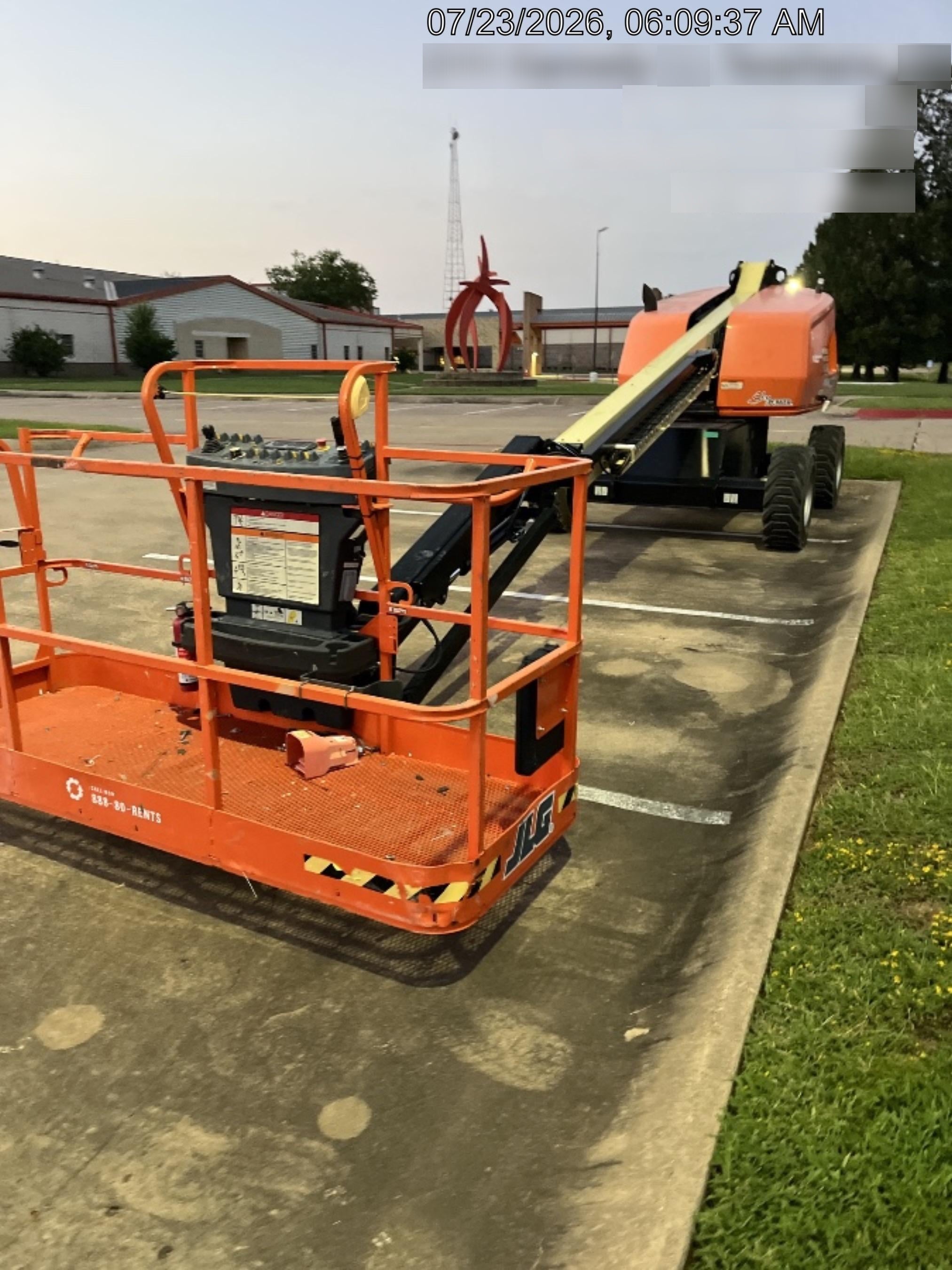 2024 JLG 460SJ