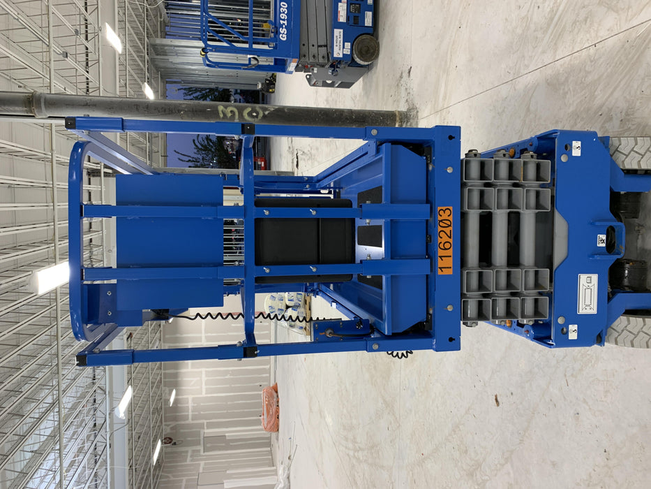 2020 Genie GS-1930 Solid Non Marking Tires, Beacon, Folding rails with half height swing gate