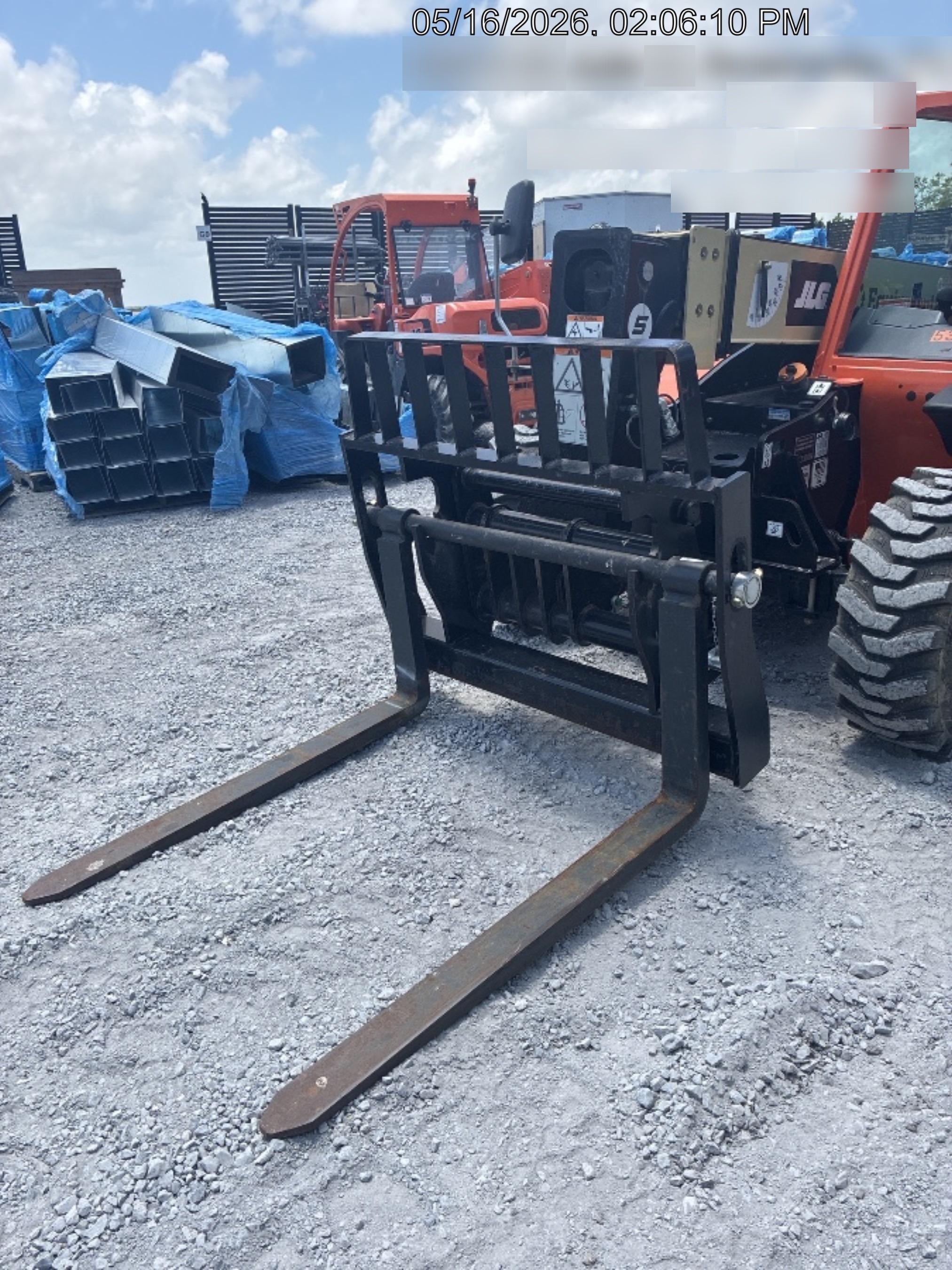 2025 JLG 519