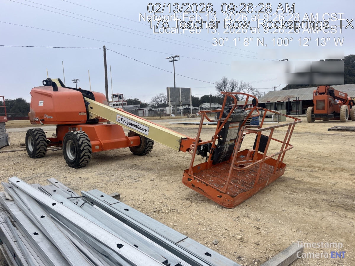 2021 JLG 400S