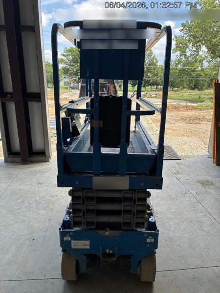 2019 Genie GS-1930 Fixed rails with chain Entry