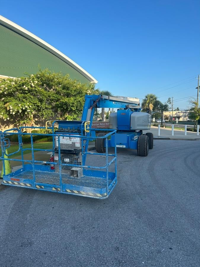 2023 GENIE Z-80/60