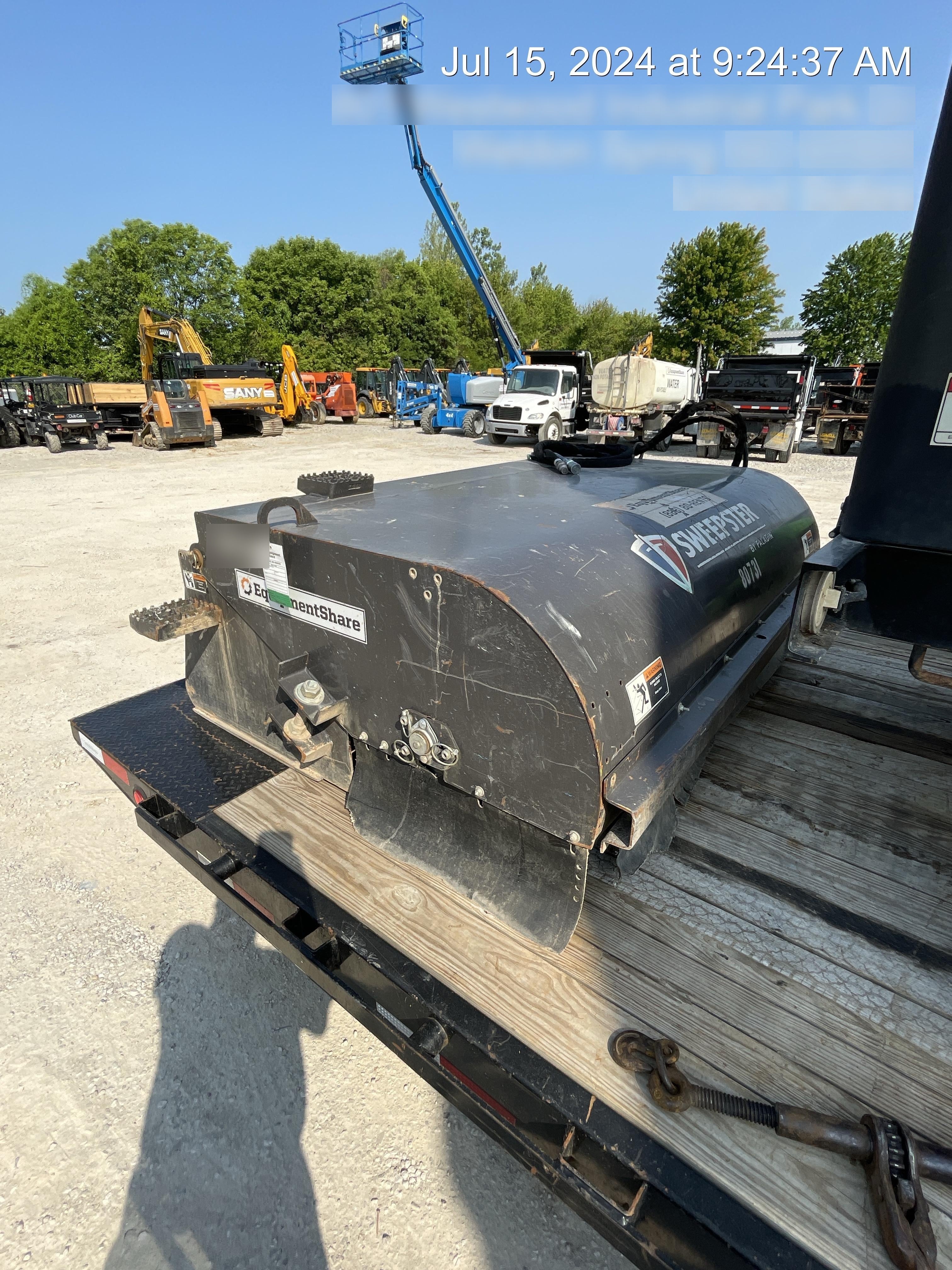 2020 PALADIN Sweepster SB72