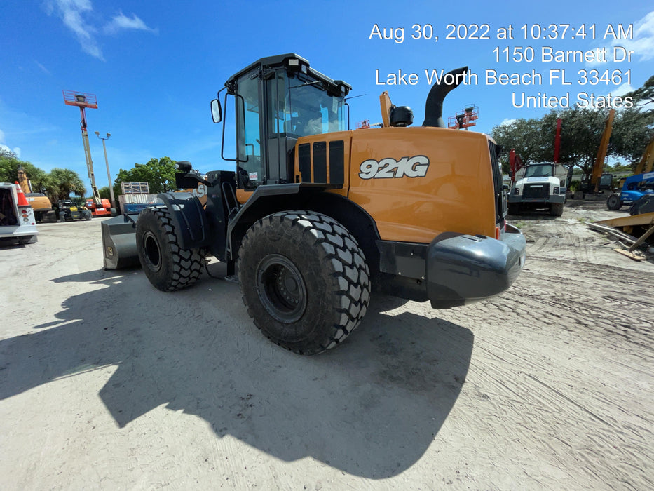 2022 CASE 921G