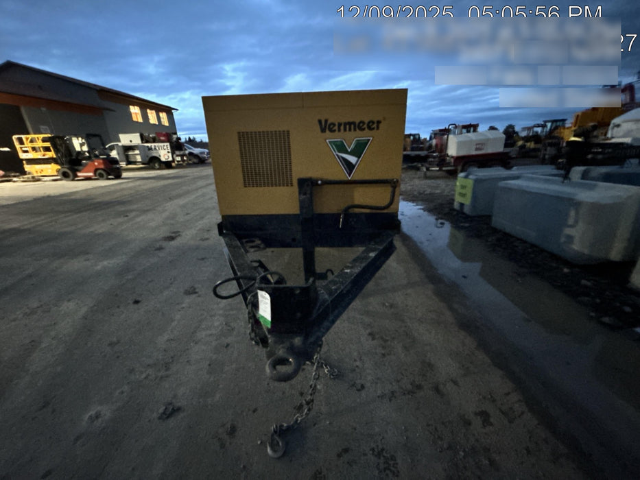 2023 Vac-Tron LP573XDT T4 Koehler Diesel Engine, 500 Gallon Debris Tank, x2 100 Gallon Water Tanks