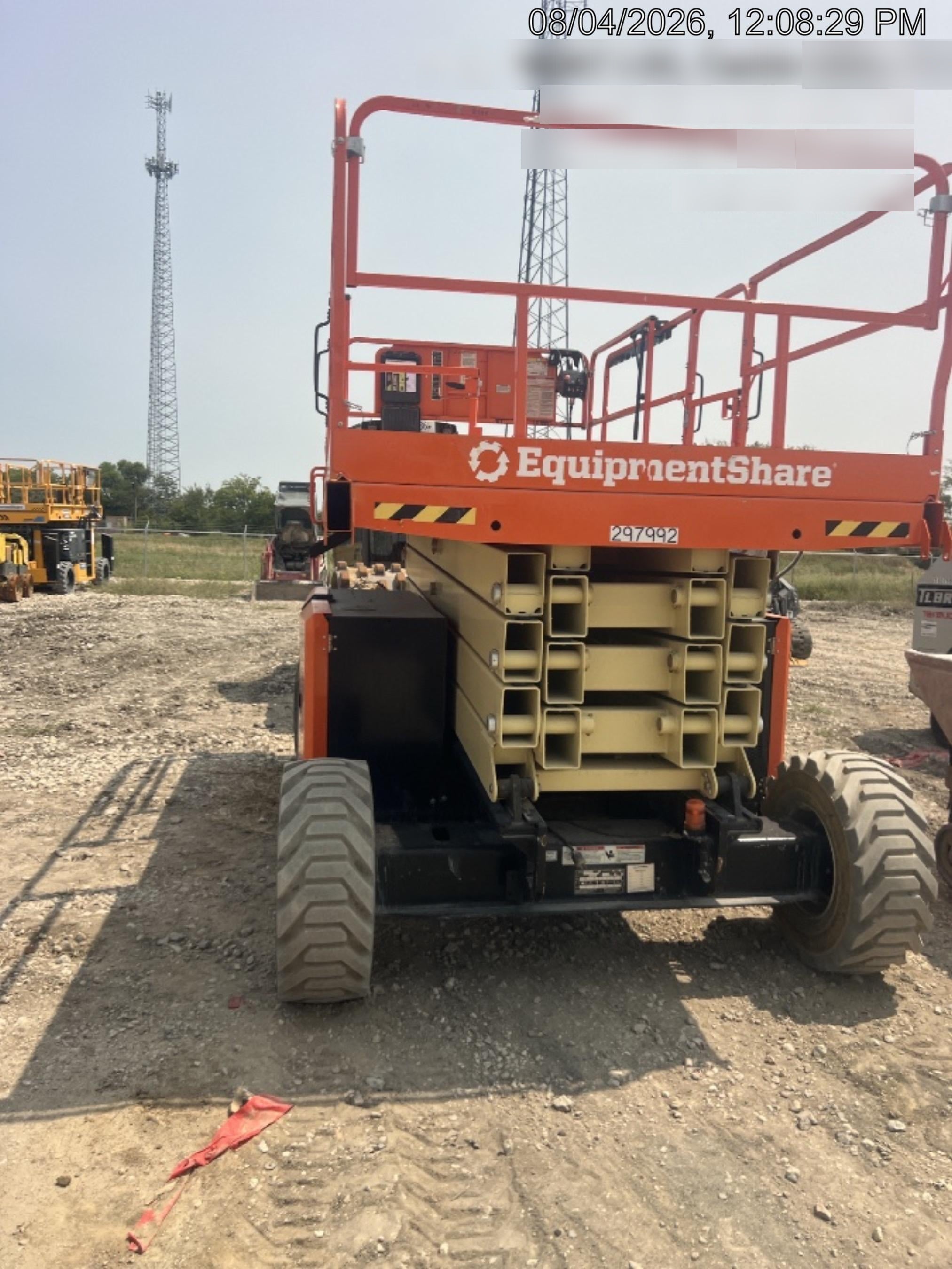 2023 JLG RT4394