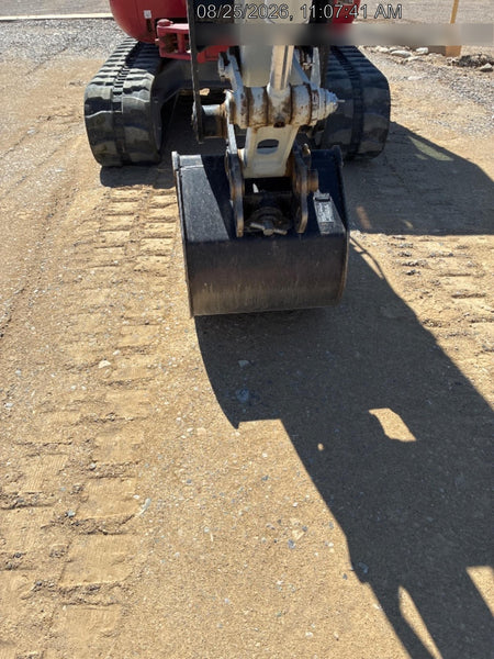 2025 TAKEUCHI 24" Bucket Takeuchi