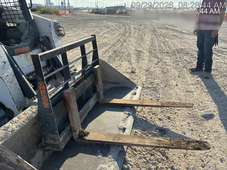 2025 ARROW MATERIAL HANDLING F5100CB - 72"