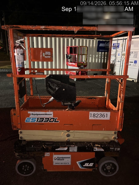 2021 JLG ES1330L